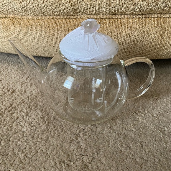 Teabloom Timeless Moments Celebration Teapot - Picture 5 of 14
